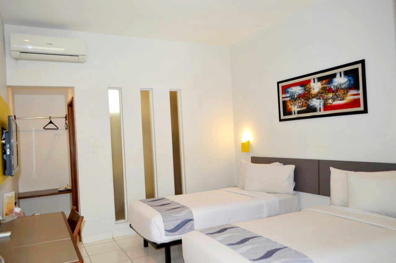 Hotel Koening Cirebon Bagian luar foto